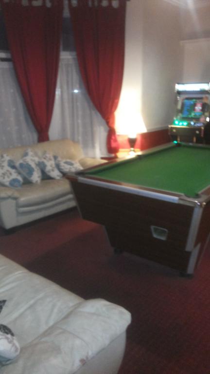 The Woodley Hotel room 1